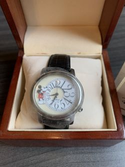 Disney’s Mickey Mouse 2006 LE Shareholder’s Watch