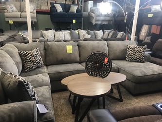 🌸Light Grey corduroy 3pc Sectional with chaise 🌸 Ashley's signature collection 🌟 Jordan Home Furniture 💥