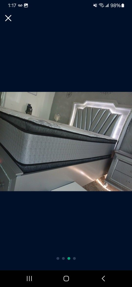 20 inch Thick ... Double-sided.Queen..mattress