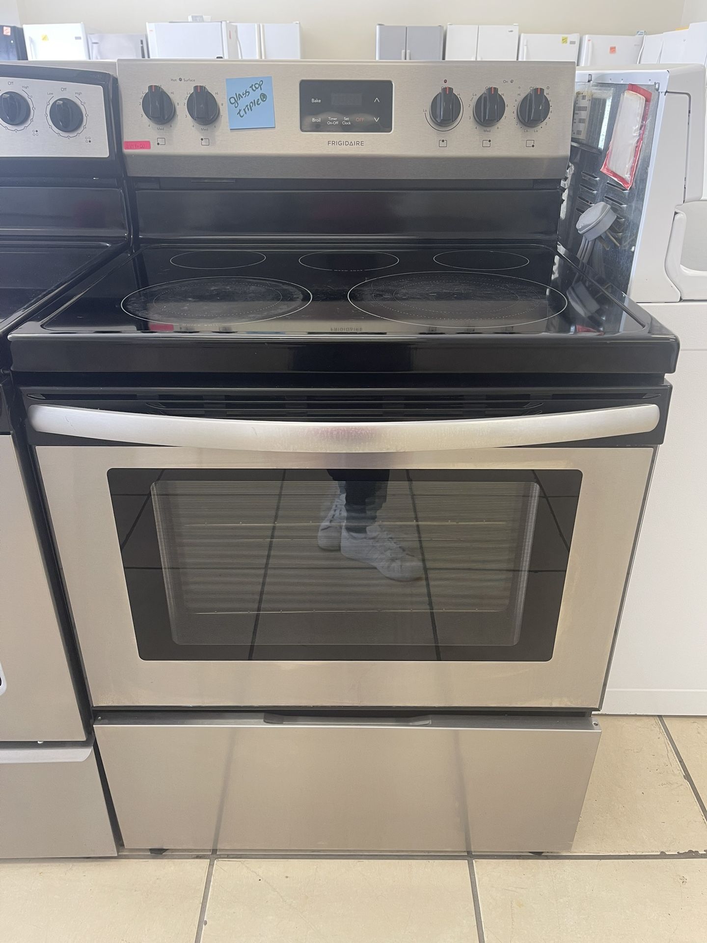FRIGIDAIRE GLASS TOP STOVE STAINLESS STEEL