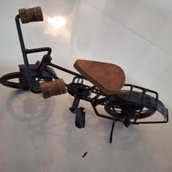 Vintage Cycle (T)