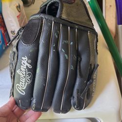 Children’s Baseball Glove 