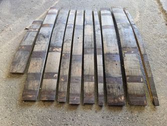 Reclaimed Oak Whiskey Barrel Staves