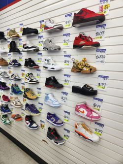 60% off select shoes, 30% off shoe sale