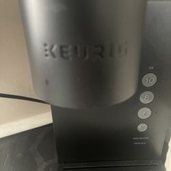 Keurig And Tray Of K-cups