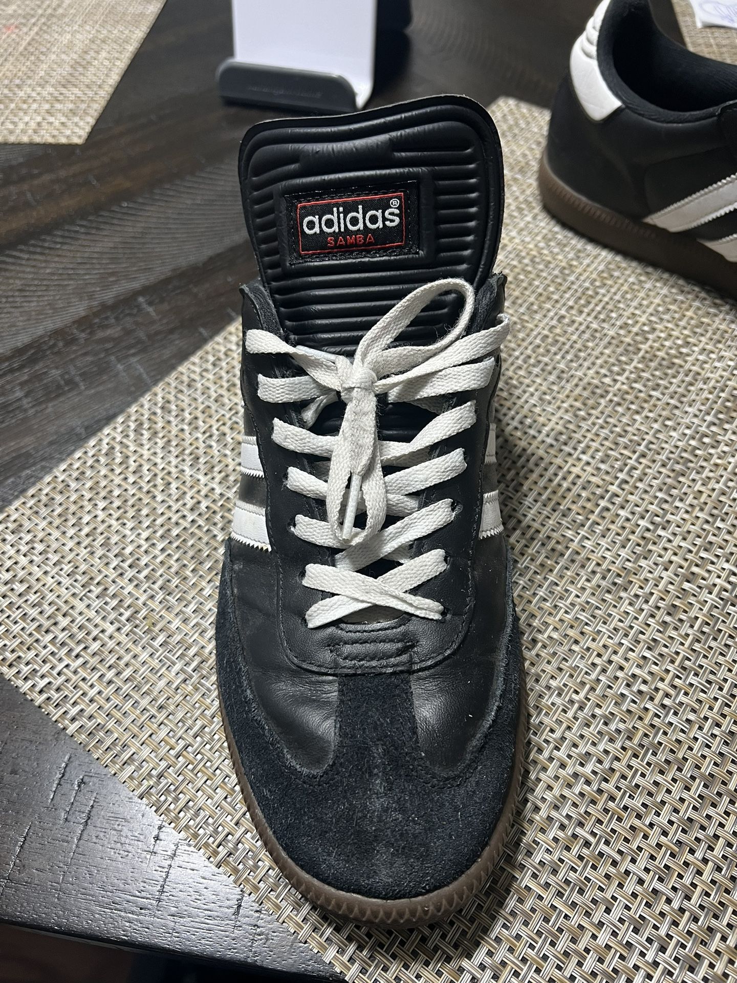 Adidas Sambas Classic Soccer Classic Black for Sale in Chicago, IL - OfferUp