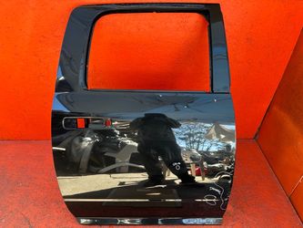 2018 - 2023 Dodge Ram 2(contact info removed) Right Passenger Side Rear Door OEM