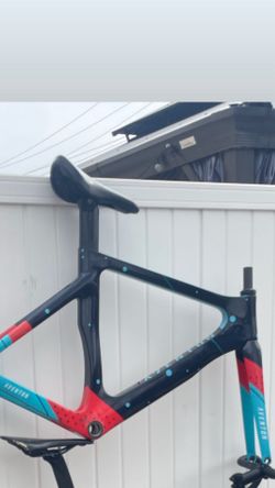 Aventon Ultro fully carbon