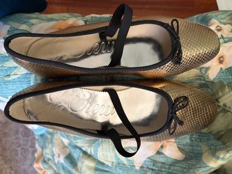 J Crew Gold flat shoes size 9 NWOT
