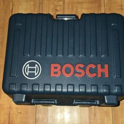 125 ft. Green 3-Point Self-Leveling Laser with VisiMax Technology, Integrated Multipurpose Mount, and Hard Carrying Case