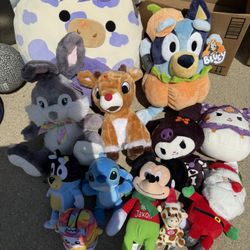 Bundle Of Plush Toys Stuffed Animals 