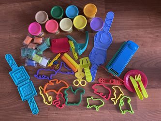 Play Dough With Different Molds And Coloring Sheets