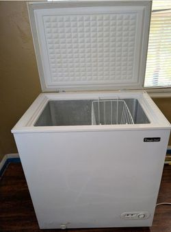 Chest freezer Magic chef