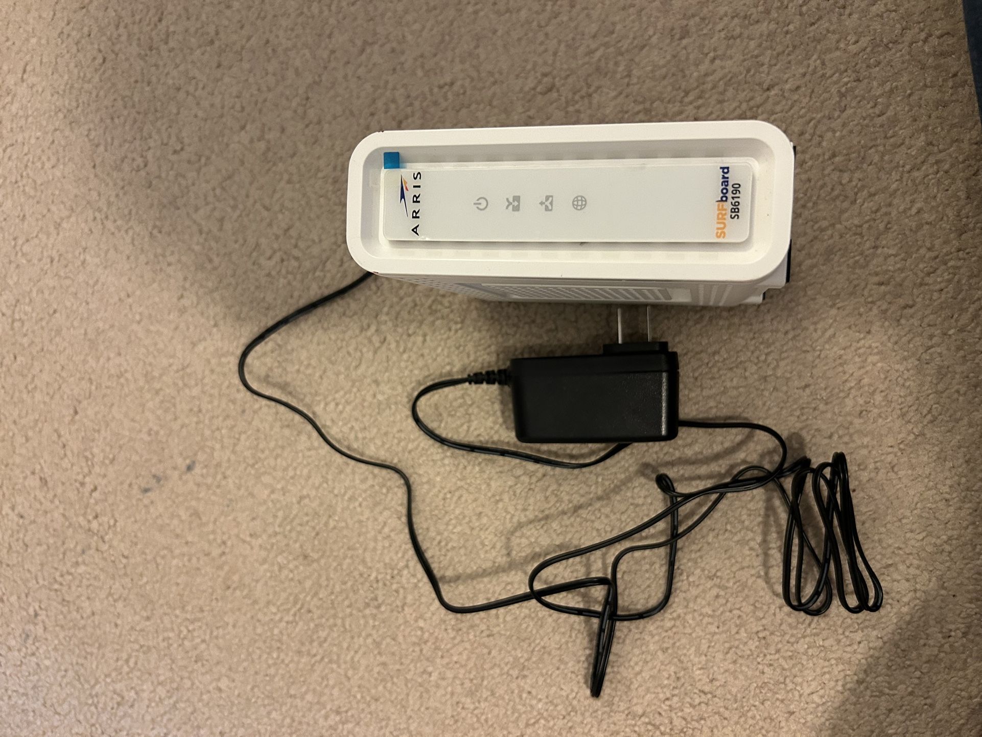 WHITE ARRIS Surfboard cable Modem