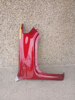 2019-24 GMC Sierra Right Fender