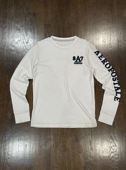 White Aeropostale long sleeve shirt