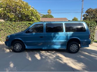 1995 Plymouth Grand Voyager