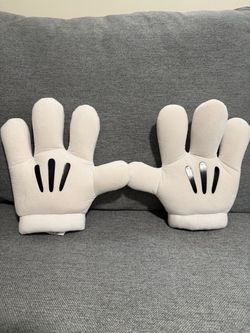 Mickey Mouse Oversized Costume Gloves
