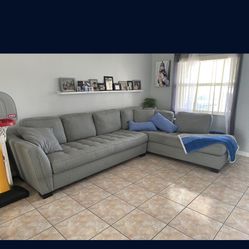 Like New Grey Sofa Sectional Couch - Free Delivery 🚚 