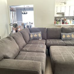 Sectional 