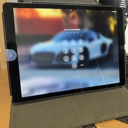 iPad Pro 256GB 12.9” WiFi + Cellular (2nd Gen)