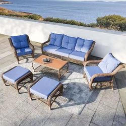 6-Piece Wicker Outdoor Sectional Set with Ottomans Table and Light Blue Cushions 