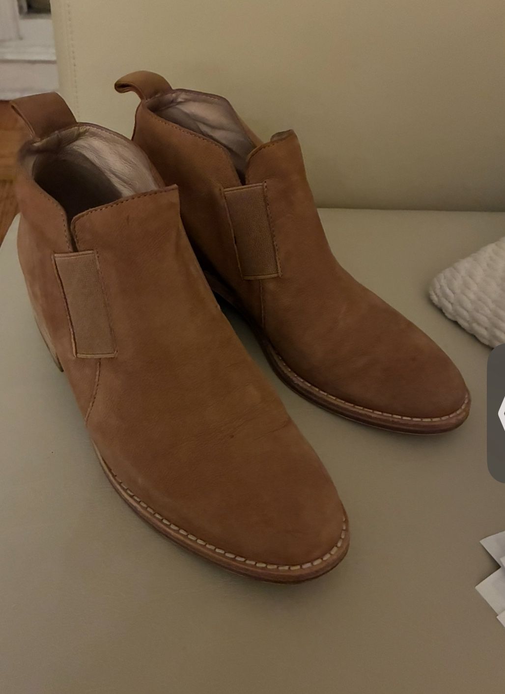 Eileen Fisher Suede Size 7 Leather Sole Ankle Boots