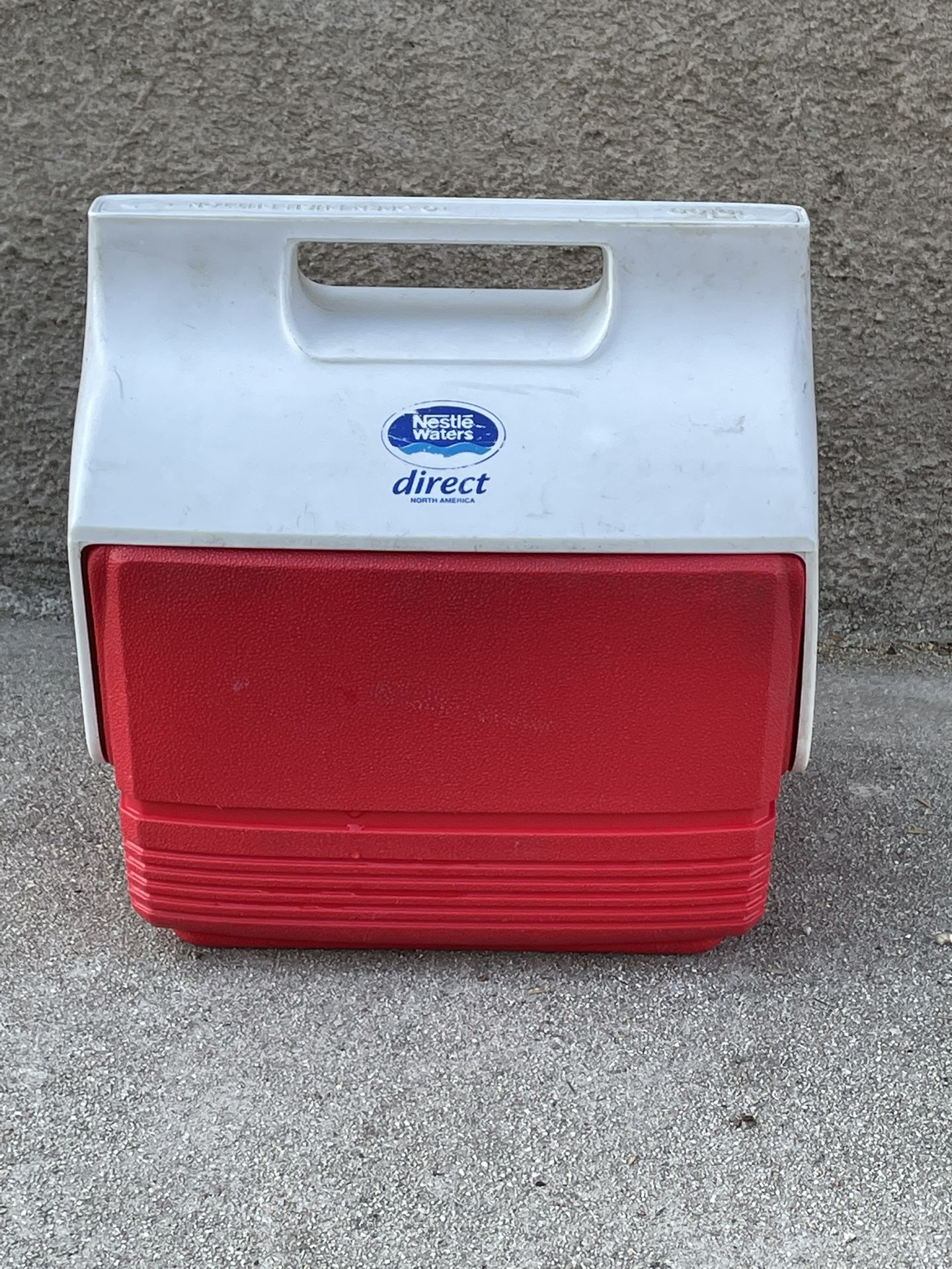 IGLOO COOLER 10x10x7inch firm price IN EAGLE ROCK
