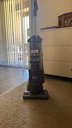 Shark Navigator Lift-Away Upright Vacuum