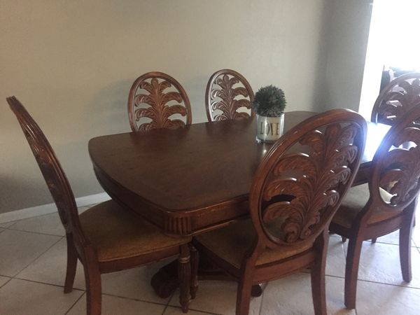 Tommy Bahama Style Dining Room Set Table With Double Pedestal And Tommy Bahama Style Dining Room Set Table With Double Pedestal And Six Padded Chairs Extra Leaf To Increase Seating Capacity From 8 Or 10