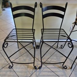 2 Chairs 