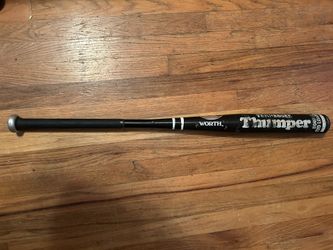 Worth Tennessee Thumper Softball Bat 33”