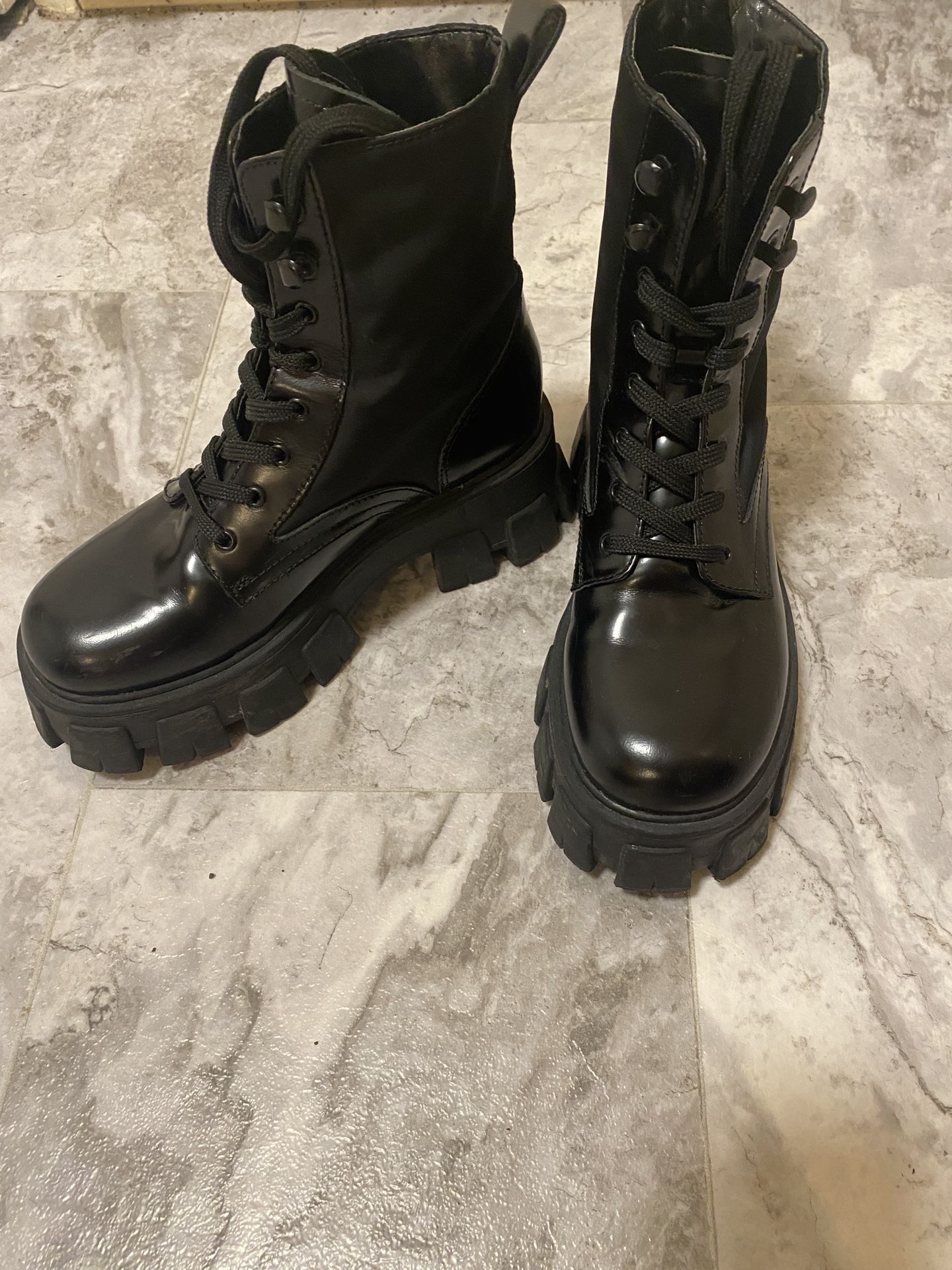 Marc Fisher Happy Chunky Heel Combat Boots Size 6