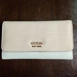 Guess Wallet