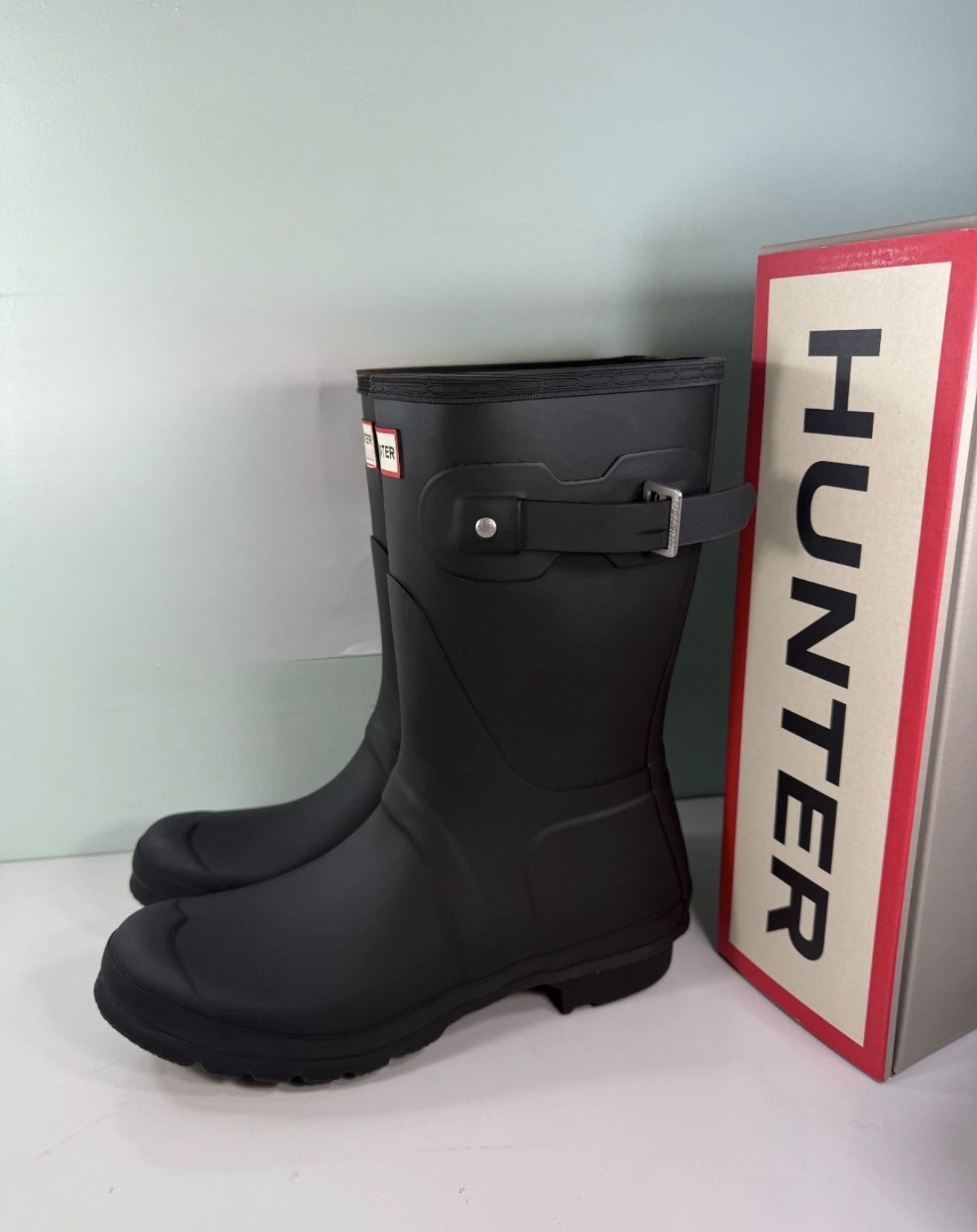 New Hunter Women’s Original Short Rubber Waterproof Boot - Black- size 9