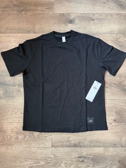 Alo t shirt
