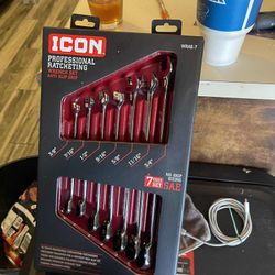 Ratchet Crescent Wrench Set 