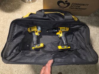 DeWalt Drill n Impact with DeWalt Bag
