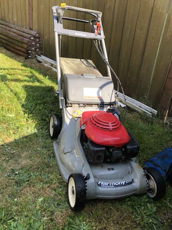 Honda Harmony 215 Lawn Mower for Sale in WA OfferUp