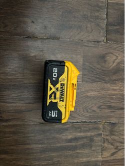 Pila DEWALT