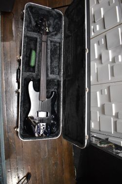 Fender Jazz Bass Special Custom Electric