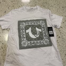 True Religion T-shirt Size S 
