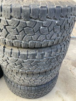 Toyo open country used tires 275/70/18  10 ply
