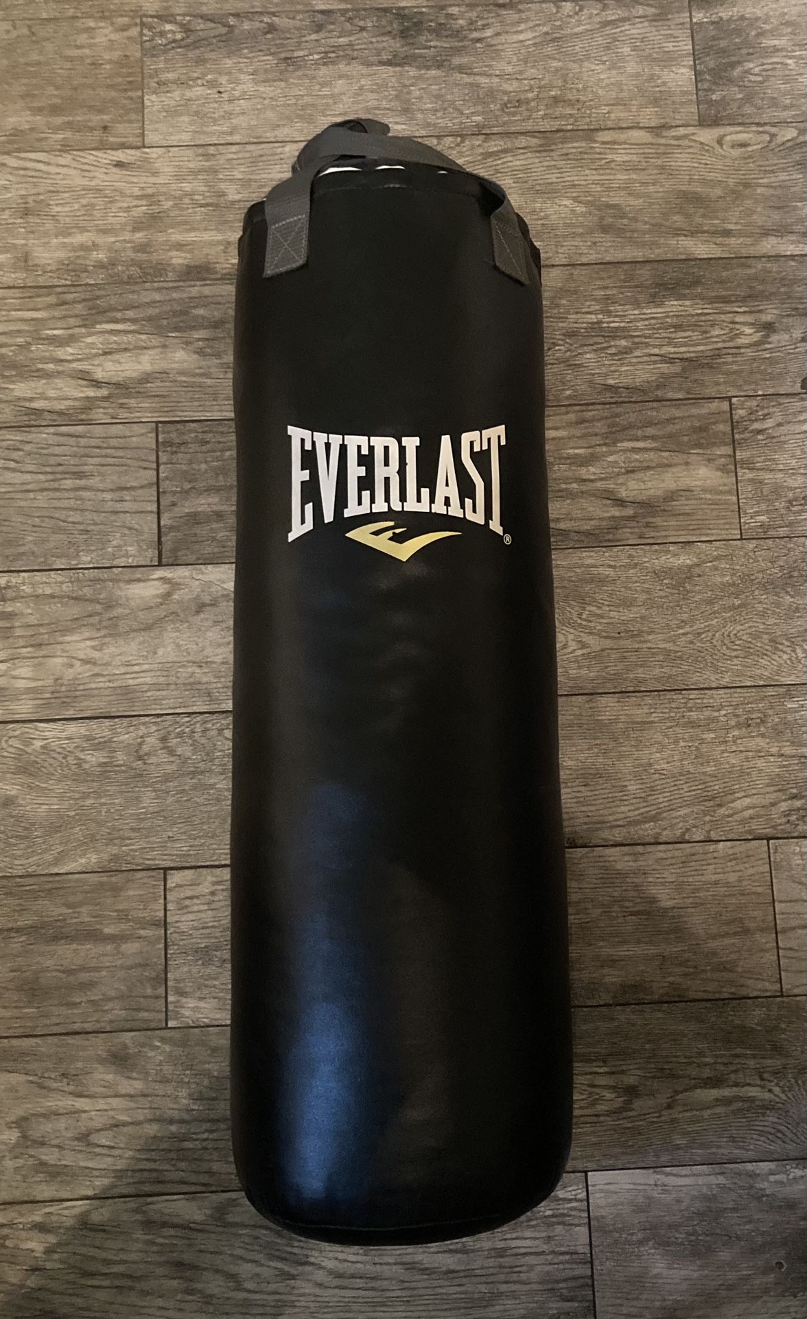 EVERLAST Punching Bag