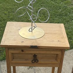 Nightstand 