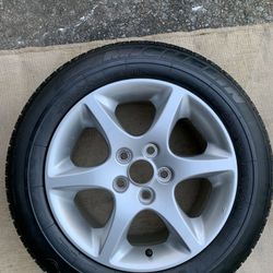 Lexus GS300 OEM wheel.