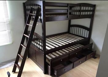Brand new bunk bed with trundle and storage drawers