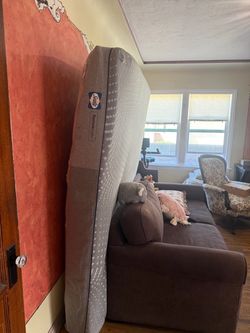 Sealy Posturepedic Mattress