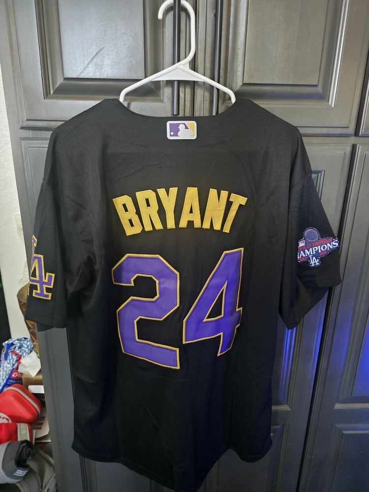 New 2024 Champions Bryant Dodgers Jersey Stitched M,L,XL And 2XL!!