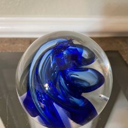 Vintage  Art Glass Cobalt  Blue Spiral Swirl Paperweigt  3”